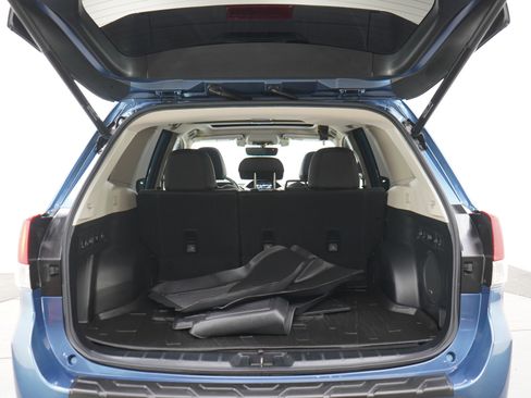 Used 2019 Subaru Forester Touring w/ Popular Package #3 AWD/4WD image 16