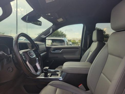 Used 2024 GMC Sierra 1500 SLT w/ SLT Premium Plus Package RWD image 11