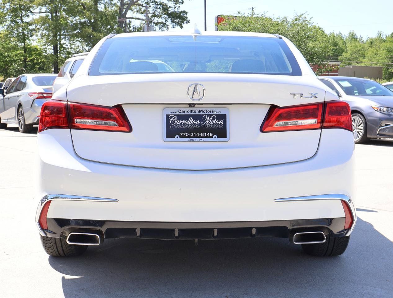 Used 2018 Acura TLX w/ Technology Package FWD image 5