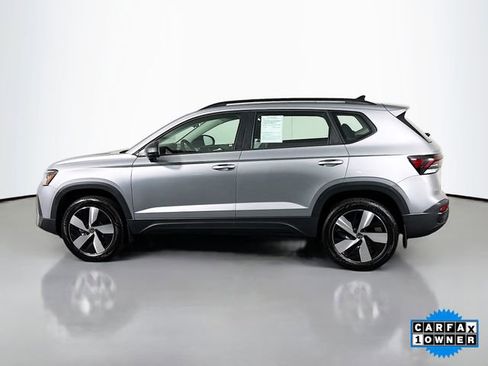 Used 2025 Volkswagen Taos S image 4