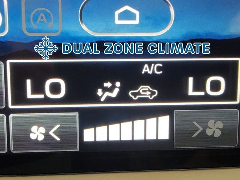 Used 2025 Subaru Outback Onyx Edition XT AWD/4WD image 22