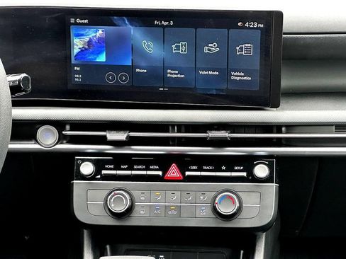 Used 2025 Hyundai Santa Cruz SE FWD image 30