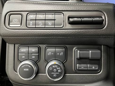 Used 2023 GMC Yukon XL Denali w/ Max Trailering Package AWD/4WD image 33