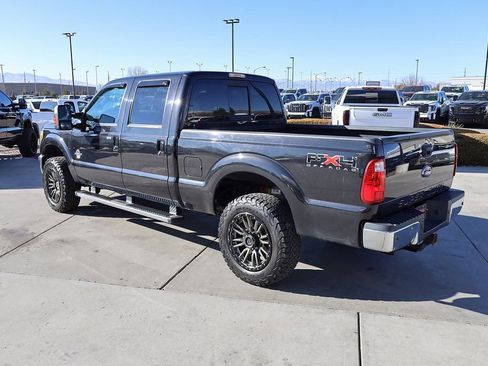 Used 2011 Ford F250 Lariat w/ Chrome Pkg AWD/4WD image 4
