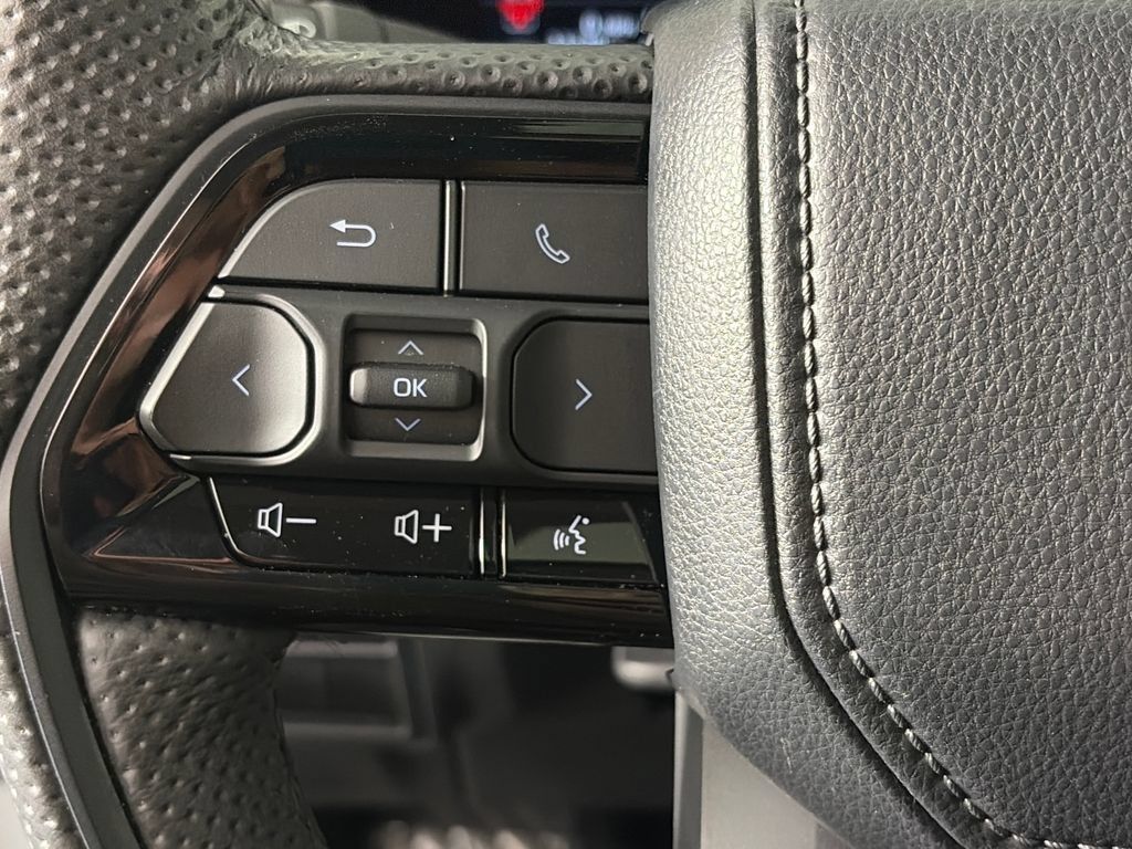 Used 2024 Toyota Sequoia TRD Pro AWD/4WD image 17