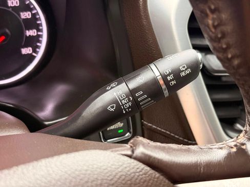 Used 2018 GMC Acadia SLT w/ LPO, Floor Liner Package FWD image 39