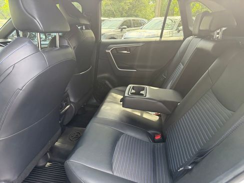Used 2022 Toyota RAV4 XSE w/ XSE Grade Weather Package AWD/4WD image 7
