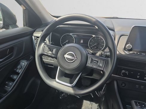 Used 2024 Nissan Rogue S AWD/4WD image 13