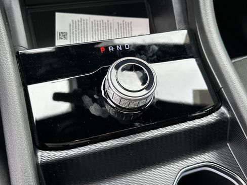 New 2025 Jeep Grand Cherokee L Altitude image 4