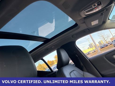 Certified 2025 Volvo XC40 B5 Plus image 14