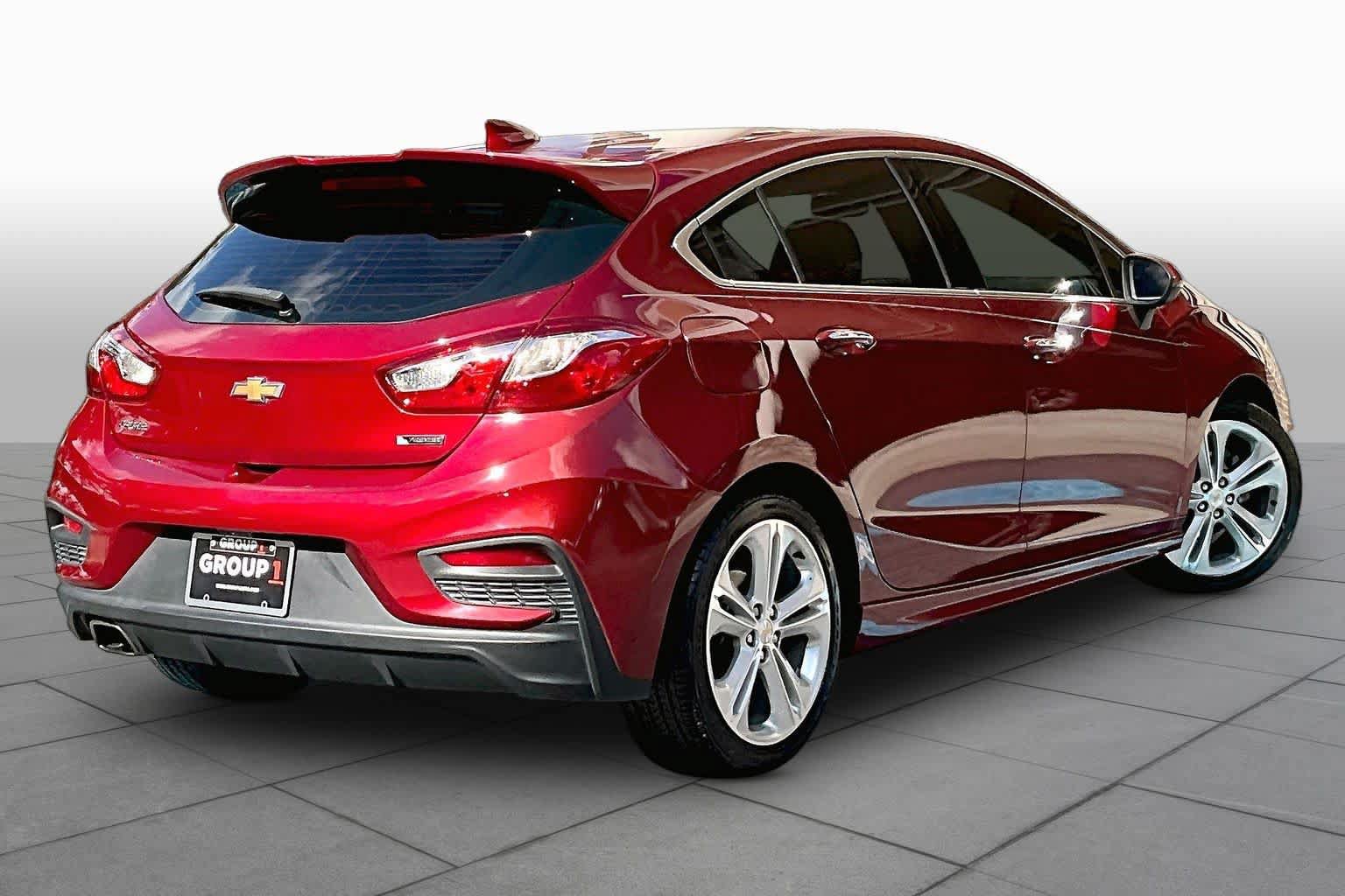 Used 2017 Chevrolet Cruze Premier FWD image 13