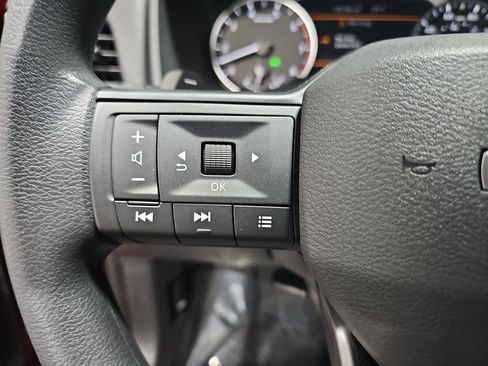 Certified 2025 Nissan Rogue S AWD/4WD image 16