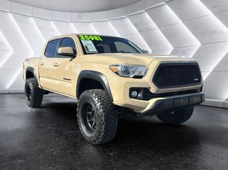 Used 2017 Toyota Tacoma TRD Off-Road w/ Tow Package (A/T) video 1