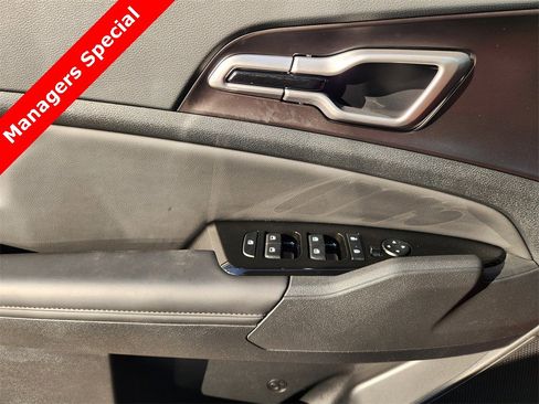 New 2025 Kia Sportage EX w/ Premium Package image 16