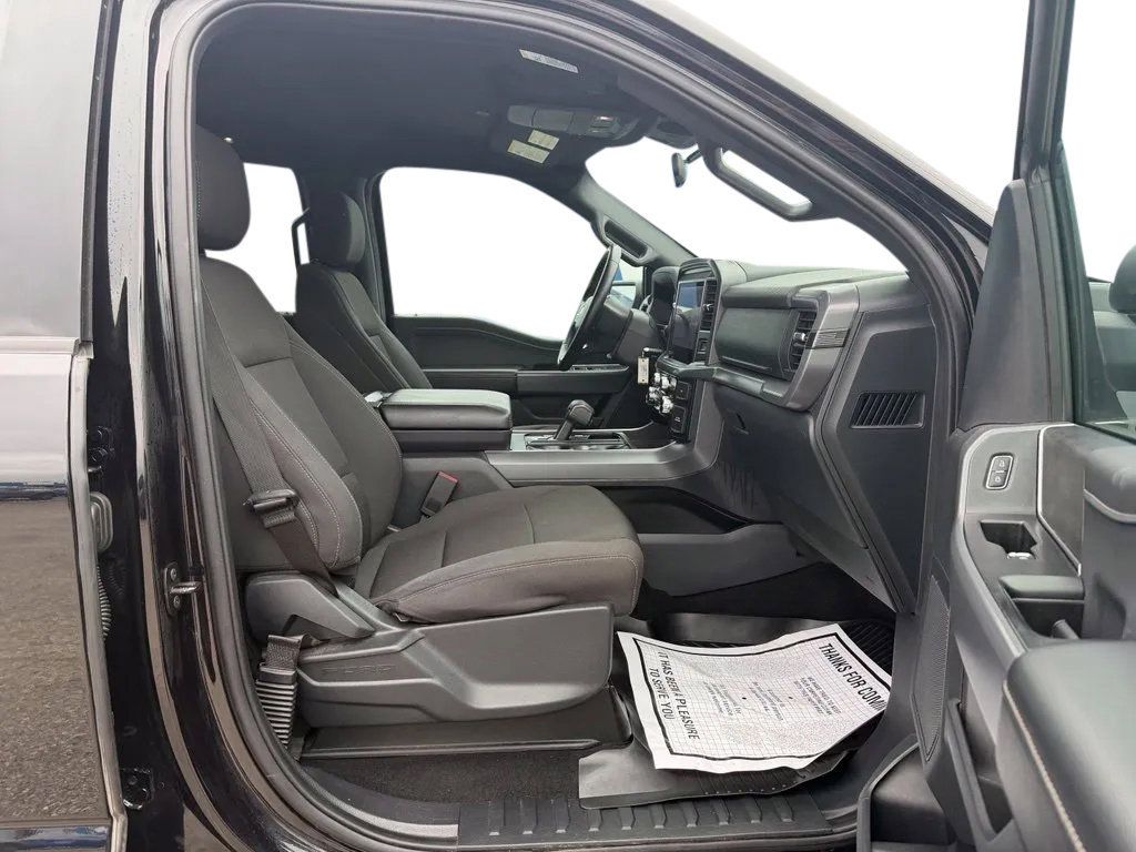Used 2025 Ford F150 XLT w/ Equipment Group 301A Standard AWD/4WD image 26