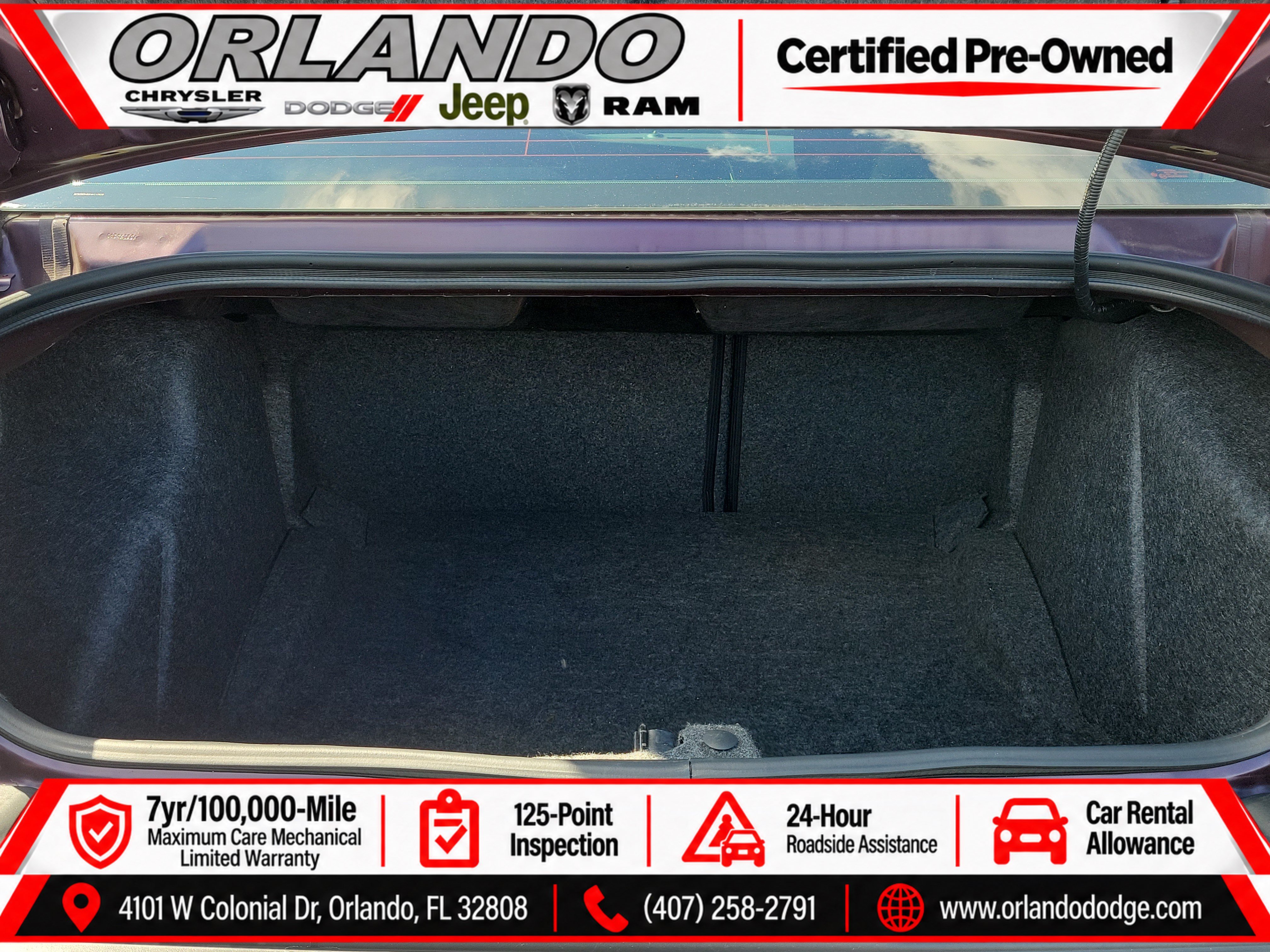 Certified 2022 Dodge Challenger SXT RWD image 10