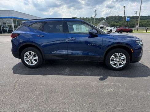 Used 2022 Chevrolet Blazer LT image 37