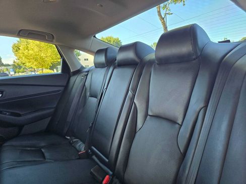 Used 2023 Honda Accord Touring image 16