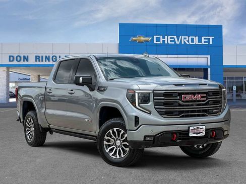 Used 2023 GMC Sierra 1500 AT4 w/ Technology Package AWD/4WD image 1