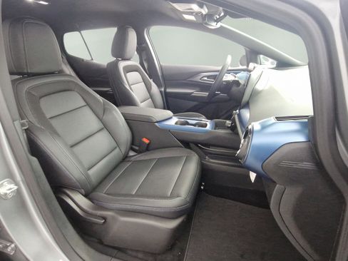 New 2026 Chevrolet Equinox EV LT image 27