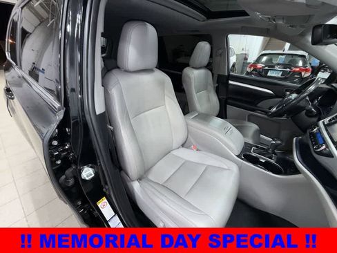 Used 2019 Toyota Highlander XLE w/ Protection Package #3 AWD/4WD image 16
