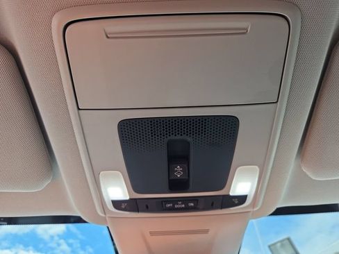 Used 2024 Honda CR-V EX-L image 27