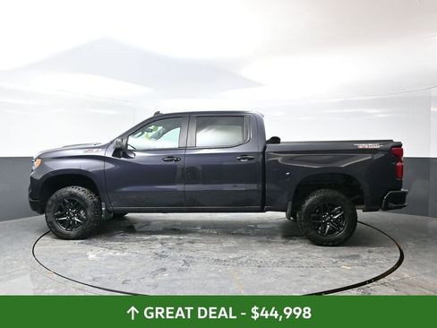 Used 2024 Chevrolet Silverado 1500 LT Trail Boss w/ Convenience Package II AWD/4WD image 11