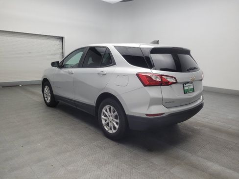 Used 2021 Chevrolet Equinox LS w/ LS Convenience Package AWD/4WD image 5