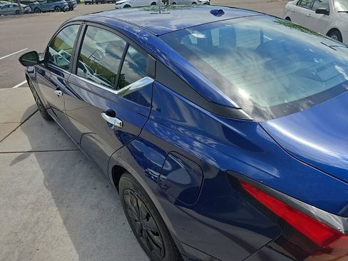 Used 2020 Nissan Altima 2.5 S FWD image 4