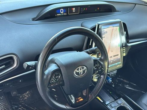 Used 2021 Toyota Prius Prime XLE image 22