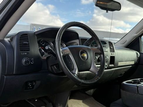 Used 2013 Chevrolet Silverado 2500 LT w/ Convenience Package image 7