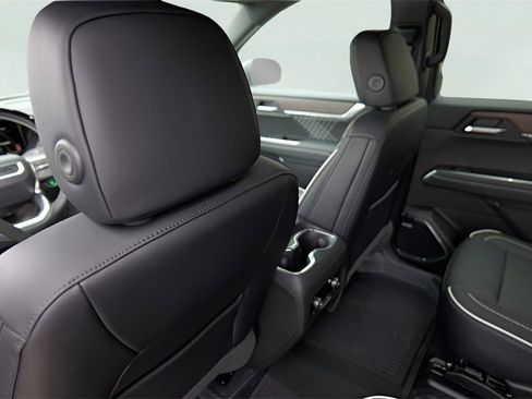 New 2026 GMC Acadia Denali w/ Super Cruise Package image 22