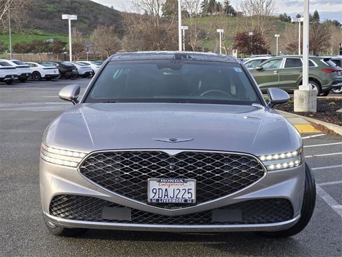 Used 2023 Genesis G90 3.5T image 2