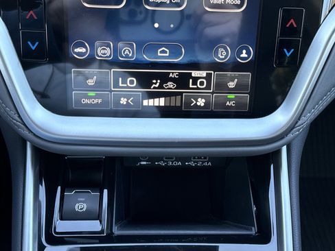 Used 2024 Subaru Outback Onyx Edition image 27