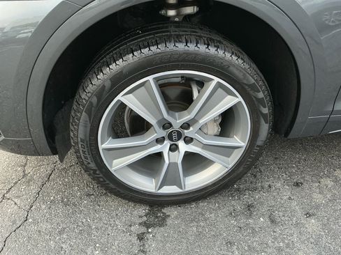 Used 2025 Audi Q5 2.0T Premium w/ Convenience Plus Package image 25