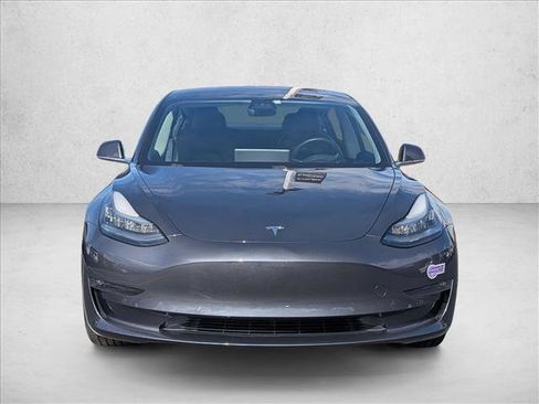 Used 2018 Tesla Model 3 Long Range RWD image 2