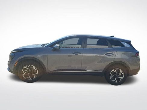 Used 2025 Kia Sportage LX FWD image 5