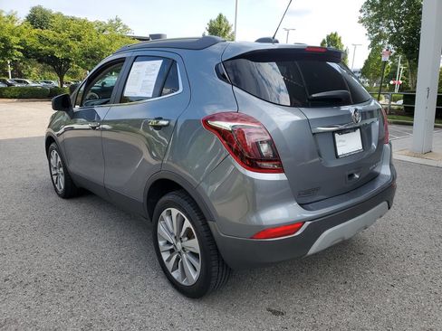 Used 2020 Buick Encore Preferred FWD image 3