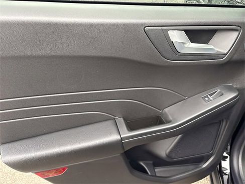 New 2026 Ford Escape Platinum w/ Premium Technology Package image 19