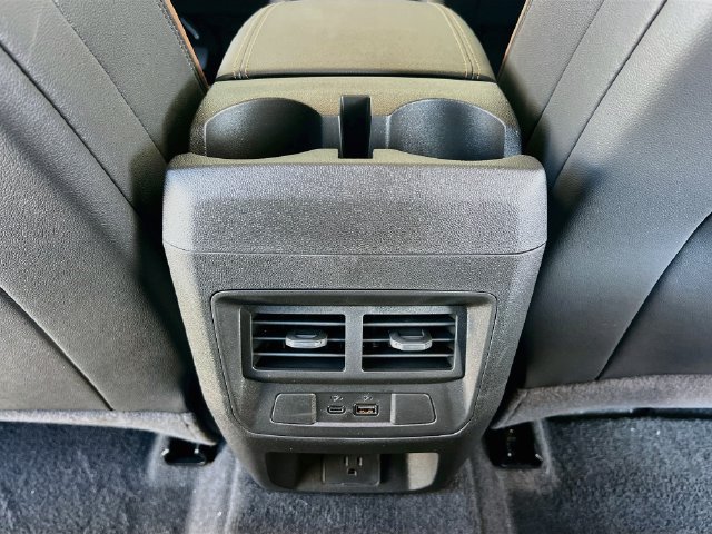 New 2026 GMC Canyon AT4 w/ Technology Plus Package AWD/4WD image 18