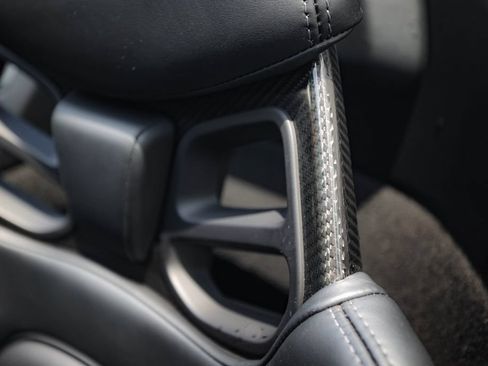 Used 2019 Porsche 911 Speedster RWD image 39