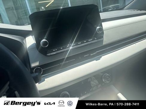 Used 2023 Mitsubishi Outlander SEL AWD/4WD image 6