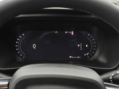 New 2026 Volvo XC40 B5 Core w/ Climate Package image 21