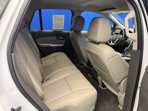 Used 2013 Ford Edge SEL FWD image 25
