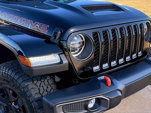 Used 2022 Jeep Gladiator Mojave w/ LED Lighting Group image 31