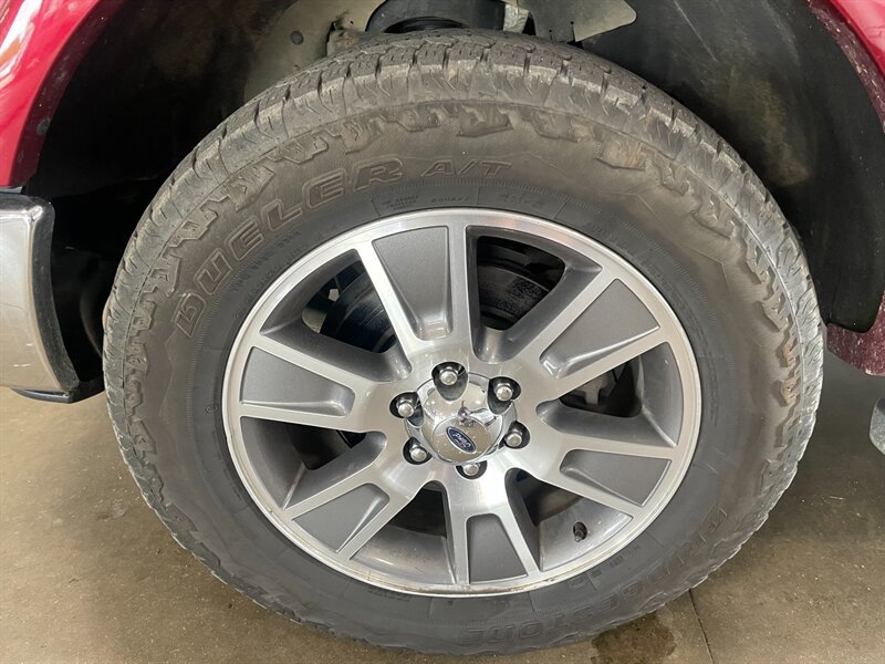 Used 2014 Ford F150 Lariat w/ Equipment Group 502A Luxury AWD/4WD image 23