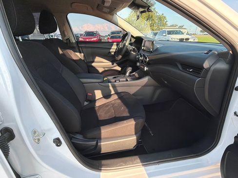 Used 2025 Nissan Sentra S FWD image 13