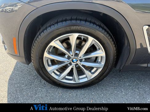 Used 2018 BMW X3 xDrive30i AWD/4WD image 12
