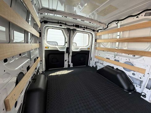 Used 2025 Ford Transit 250 Low Roof w/ Exterior Upgrade Package RWD image 24