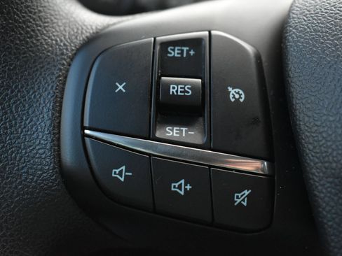 Used 2025 Ford Maverick XL w/ Equipment Group 102A AWD/4WD image 19
